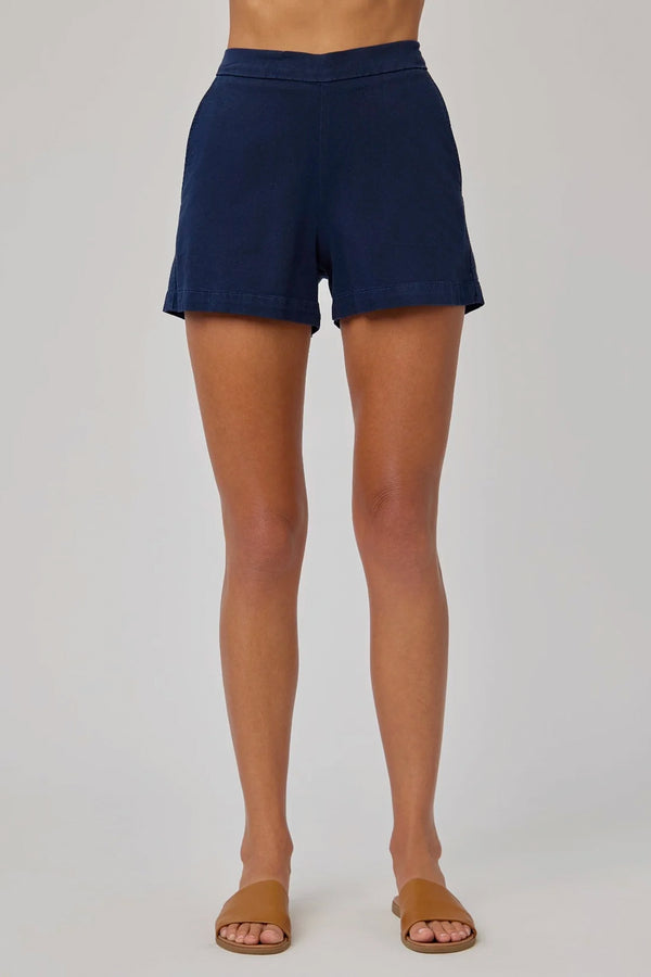 Catalina Clean Front Short